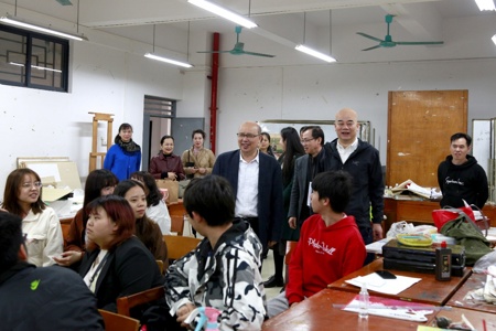 【奋进“十四五”】学校领导到各教学单位检查新学期开学工作
