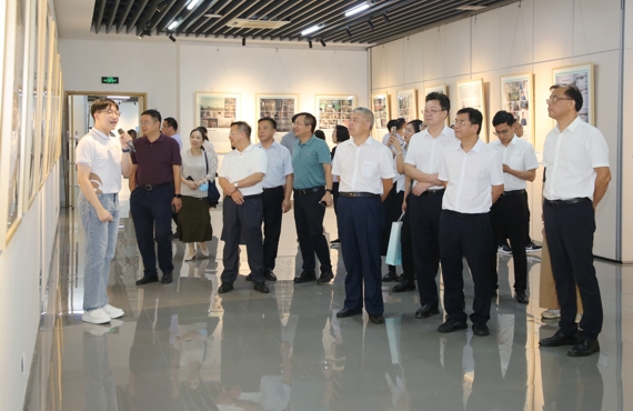 我校成功承办广西高校廉洁教育主题作品展
